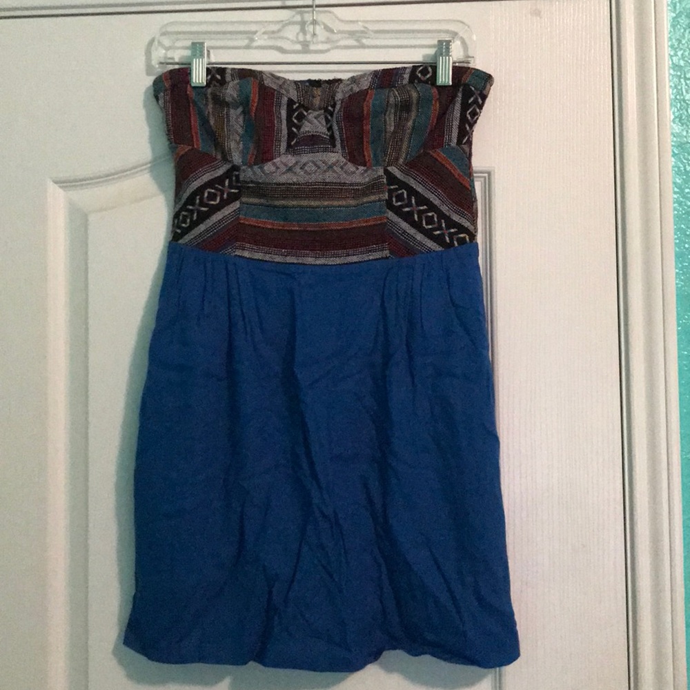 Women’s dress